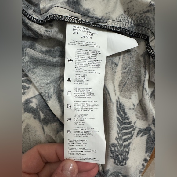 Josef Robkoff dress and jacket mother of the bride - Picture 10 of 17